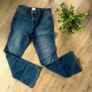 Woman’s Blue Bootcut Jeans
